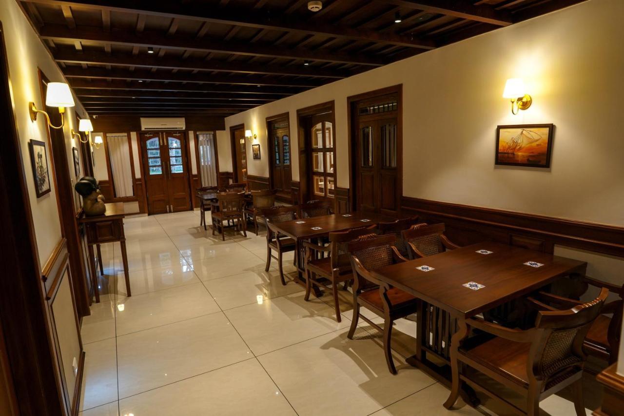 Hotel Heritage Plaza Kottayam Exterior foto